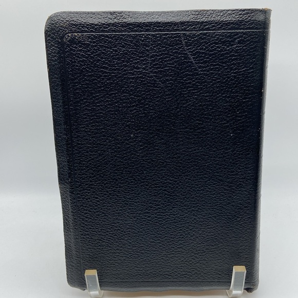 Vintage Holy Bible - Revised Standard Version - Picture 2 of 9